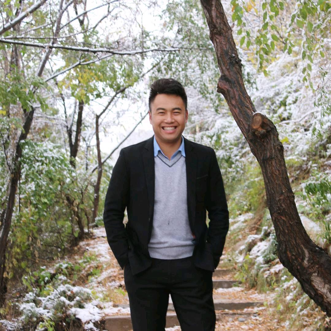 叮叮咚咚的大叔