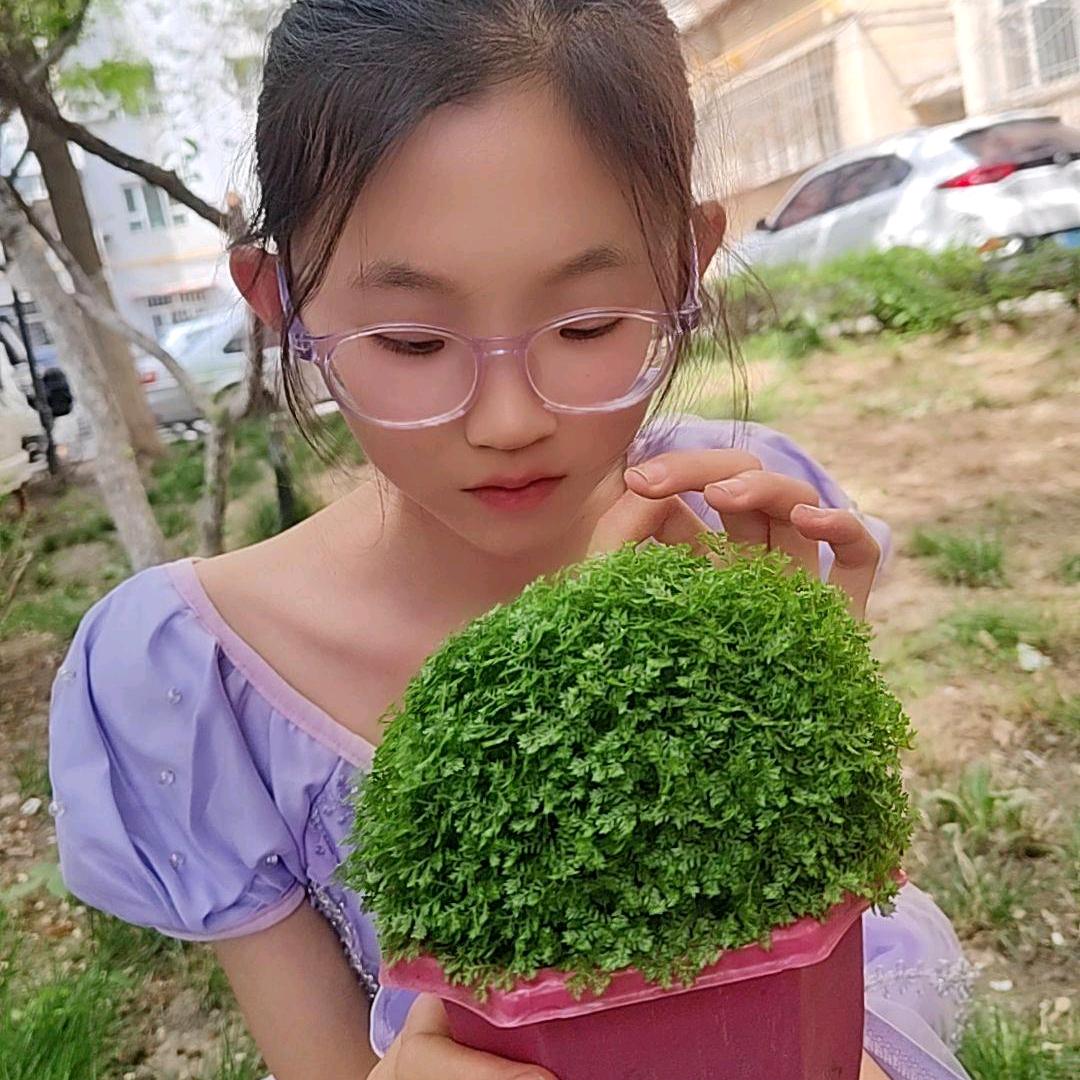 杨紫儿（娘俩的小幸福）