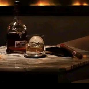 曾经有个小熊叫布布