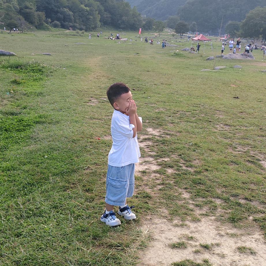 ᦦ🥀爱过你的人不要恨