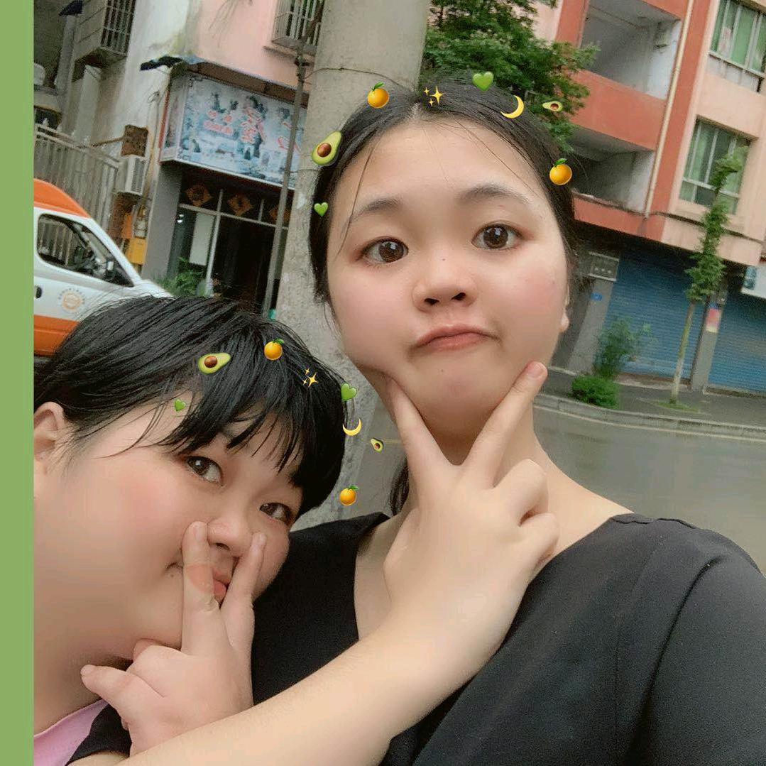 何珊