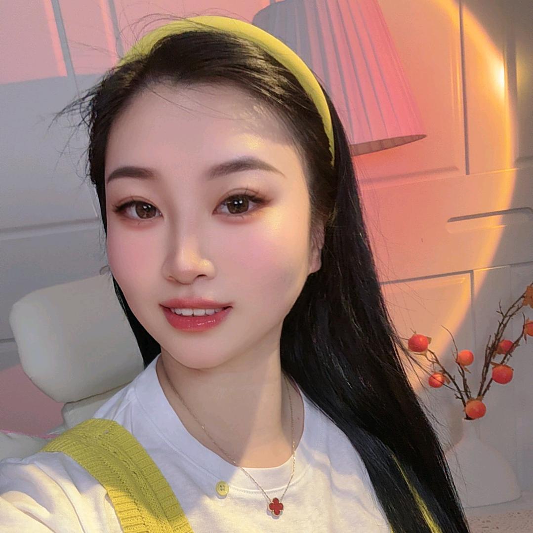 笑笑💫