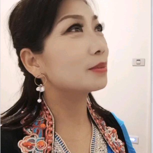 欢喜妈妈慧质兰心