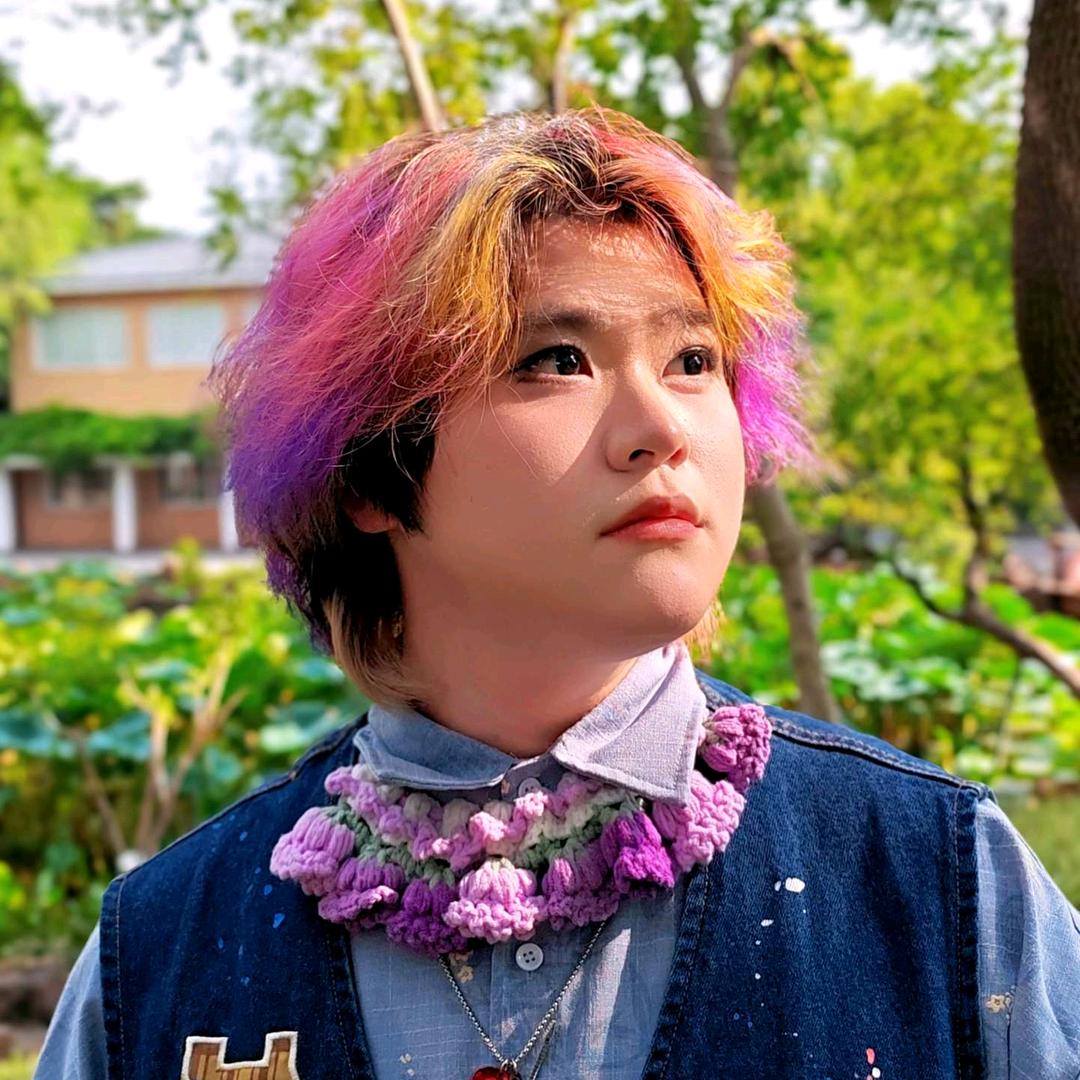 邱怼怼
