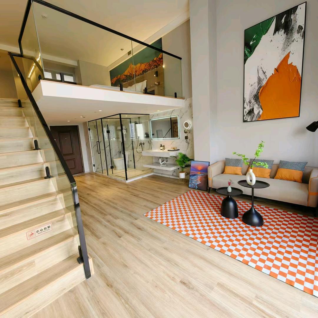 锦润影音loft国际酒店