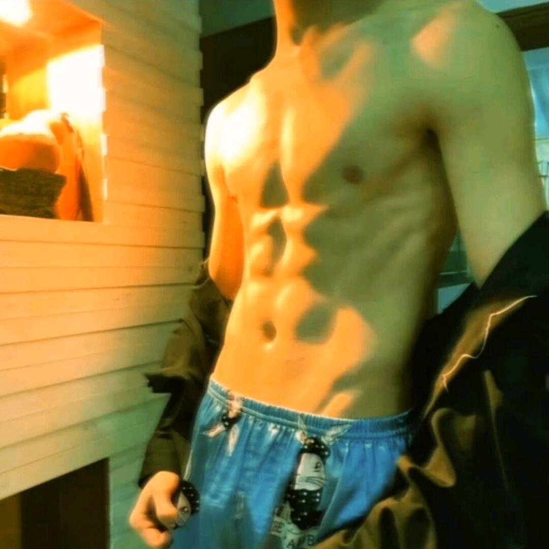 小小坤下士