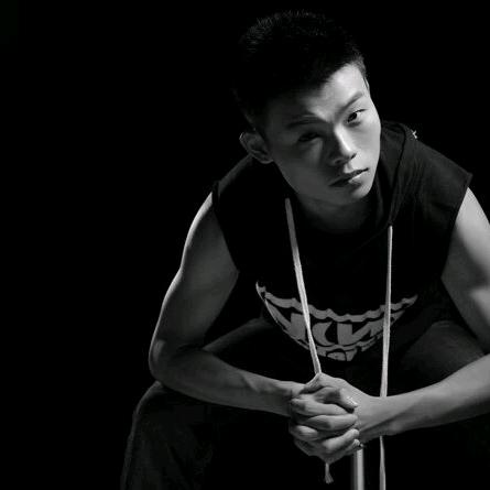 咏梅，阳阳得艺