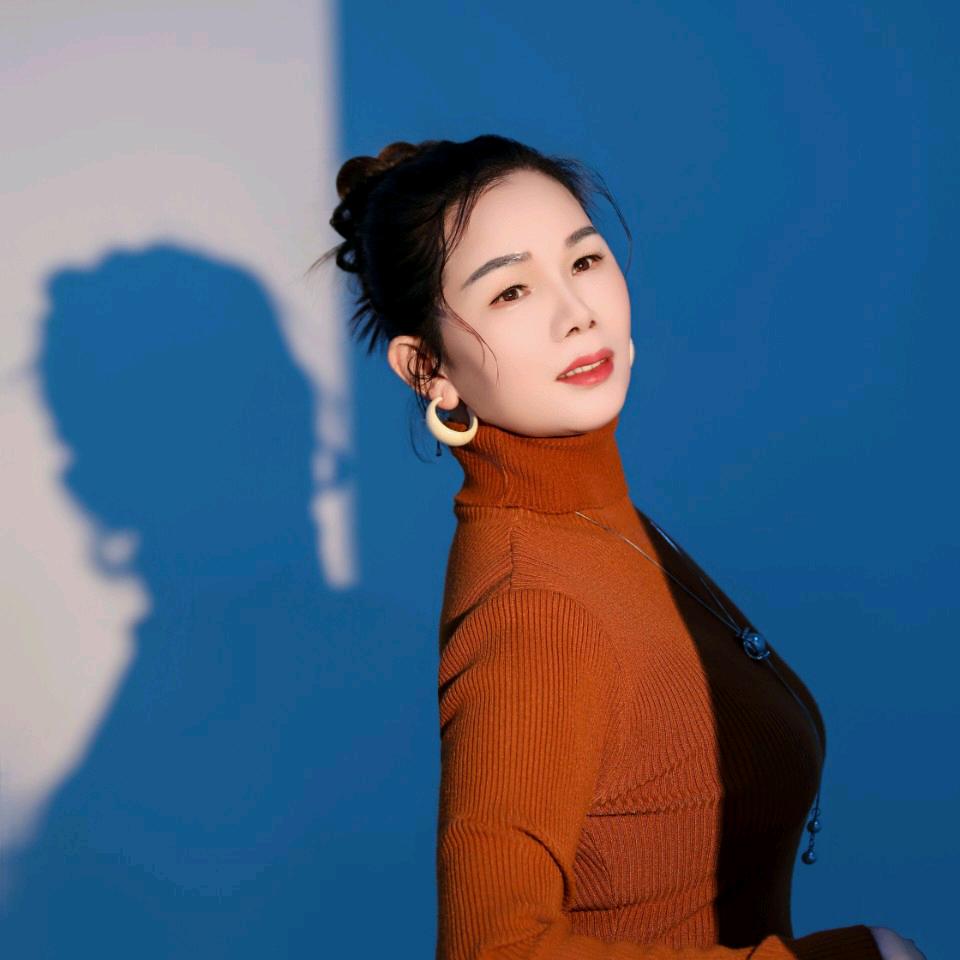 龚家友姐姐