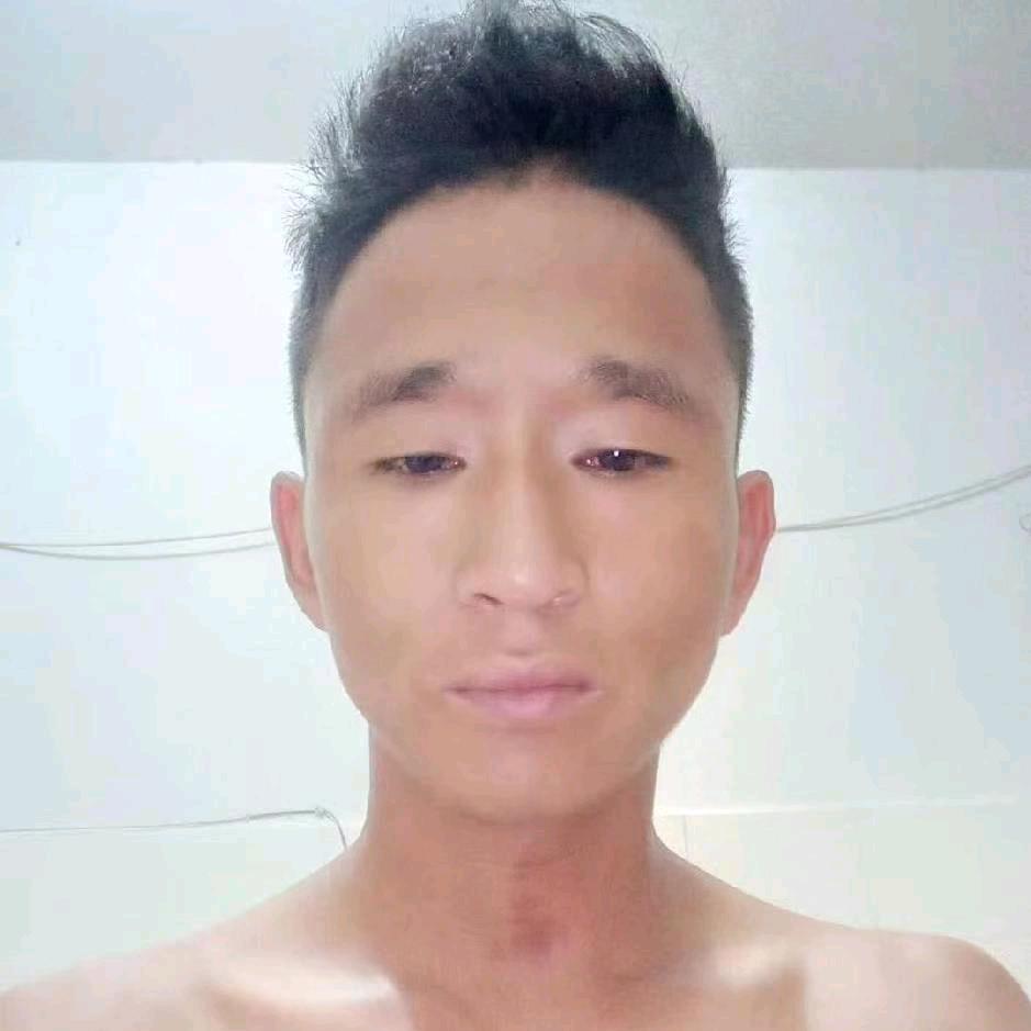 原阳钊捷日用精品小铺