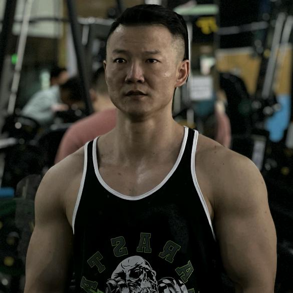 健身教练 奇