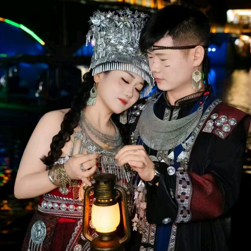 李霞——除了业务来往拒绝任何私聊