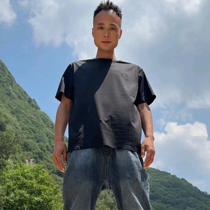 黑弟（艺东传媒）