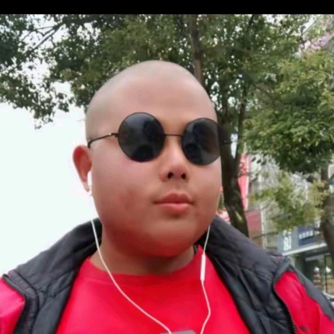 良子·想把大胃袋变小🔥