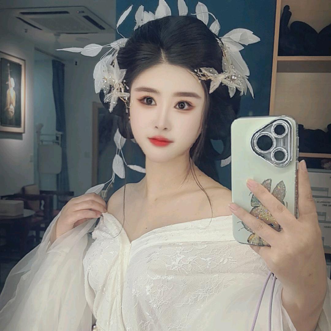 是芳芳吖～🧞‍♀️