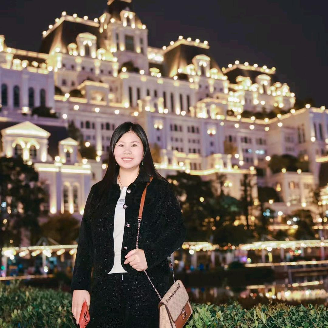 嫣然一笑（高级月嫂）