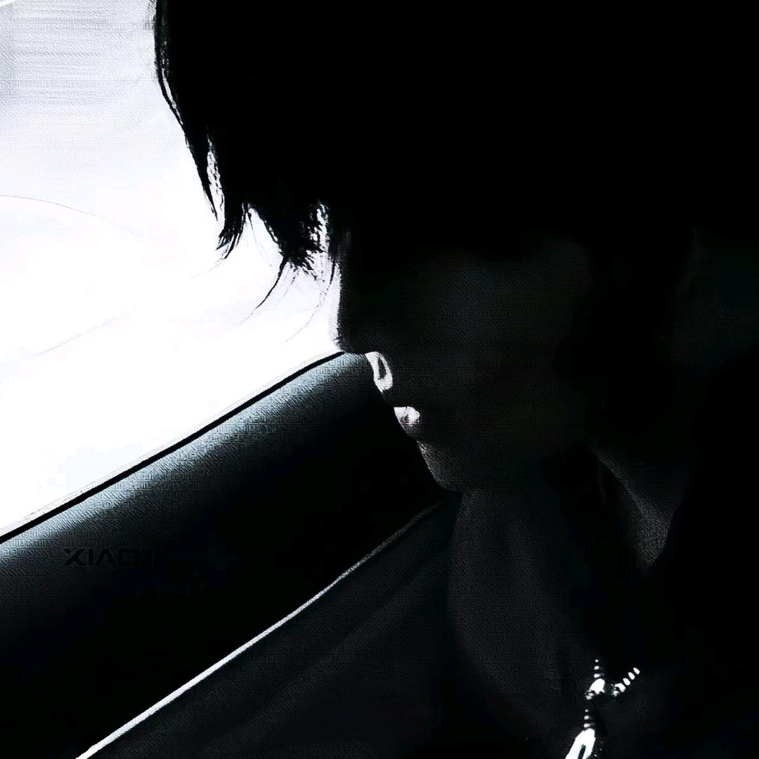 人傻嘴不甜长得还丑还没钱