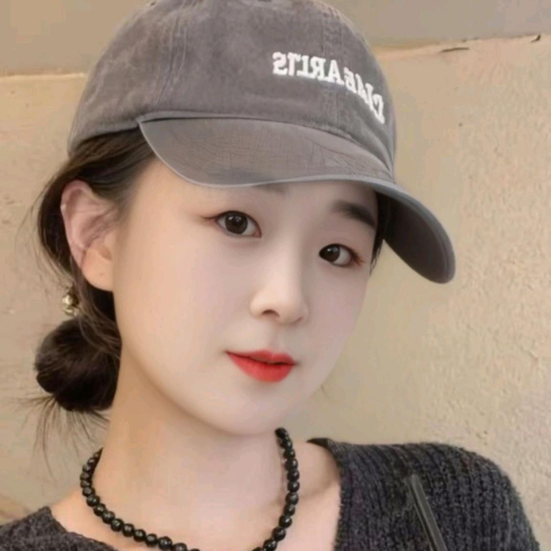 🥀᭄半痴半傻꧔ꦿᩚ半疯癫💕