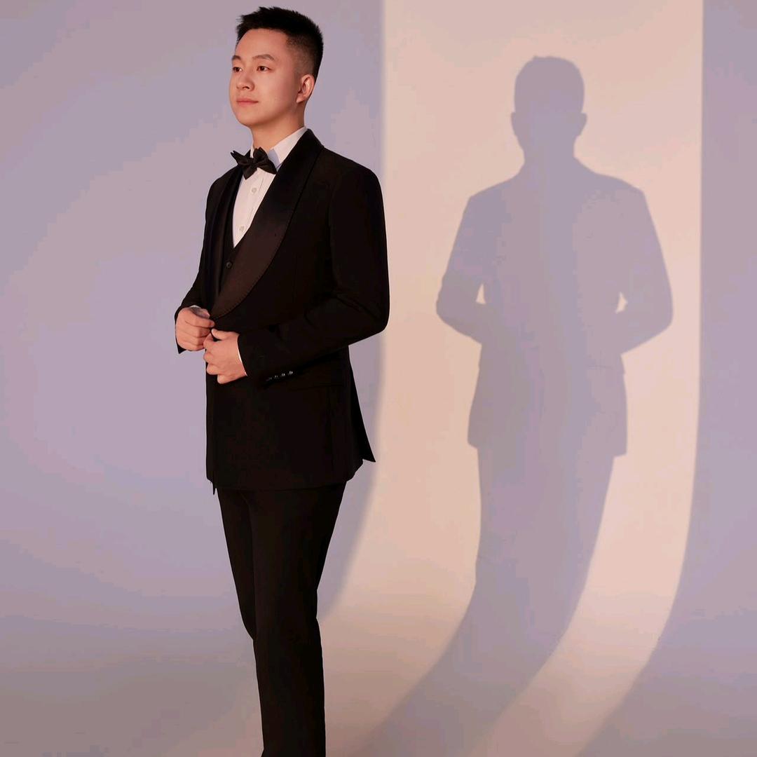 董先生头像