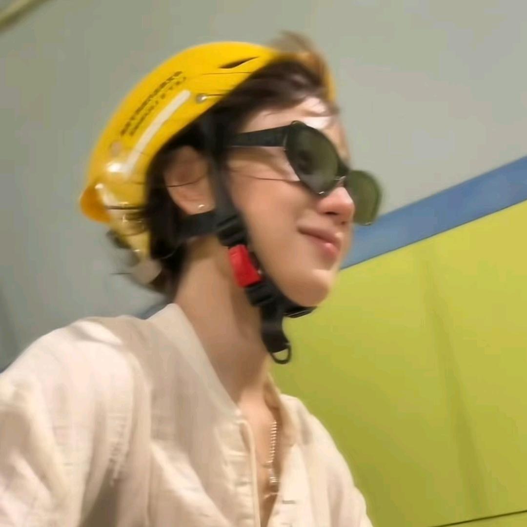 泠泠