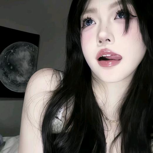 /•᷅•᷄\୭