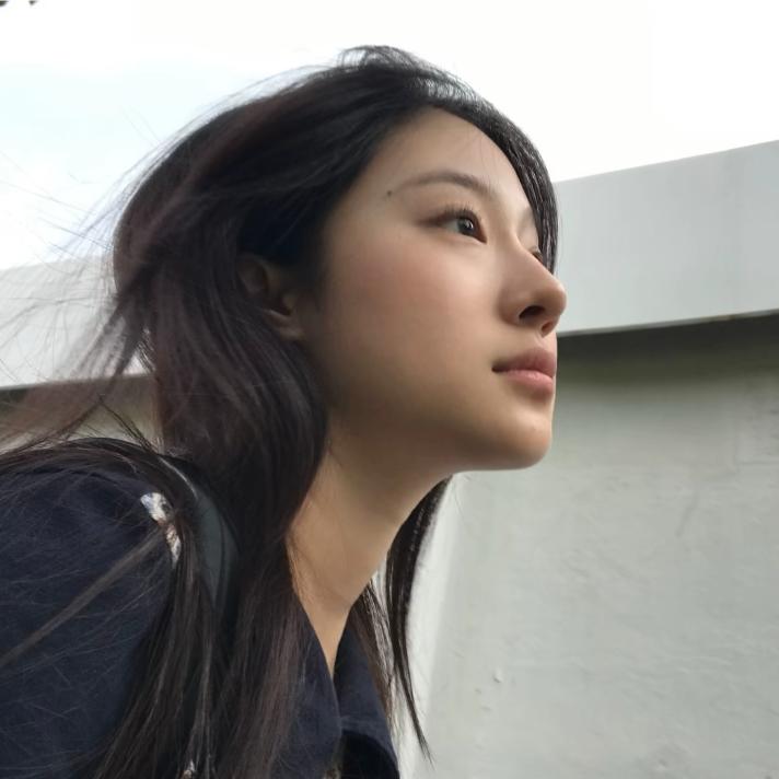 听歌的懒猫^