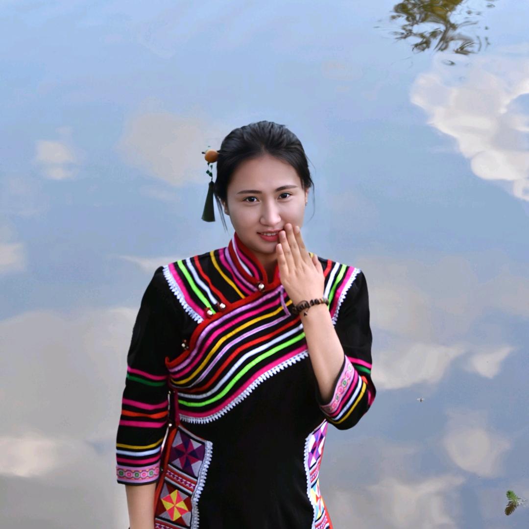 小小小小春