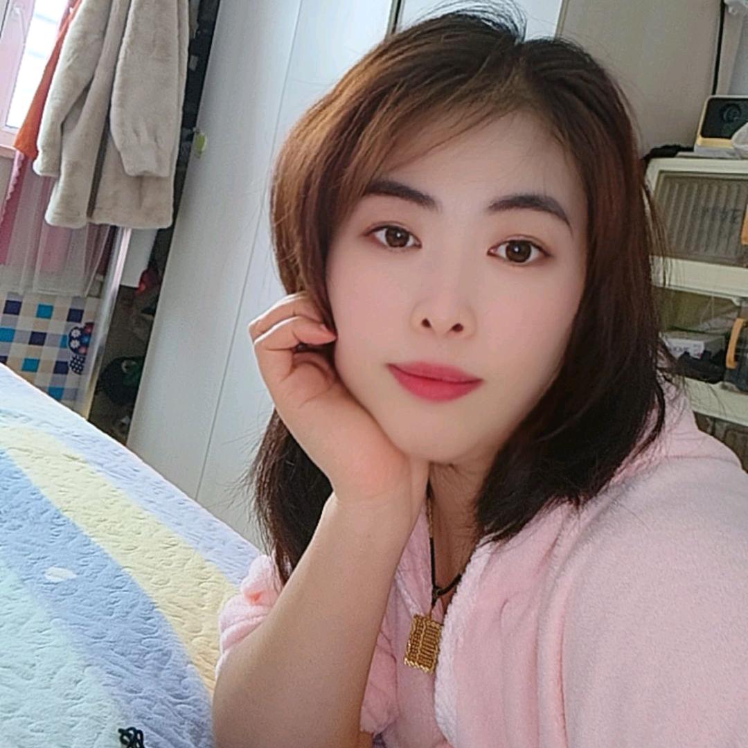 @霞霞生活记(家有三宝)