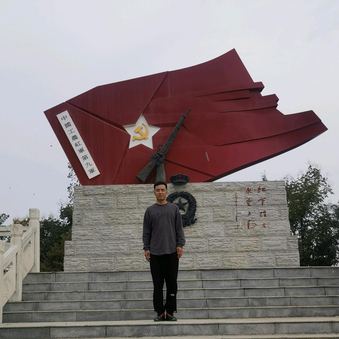 走脚下的路，摘种下的果