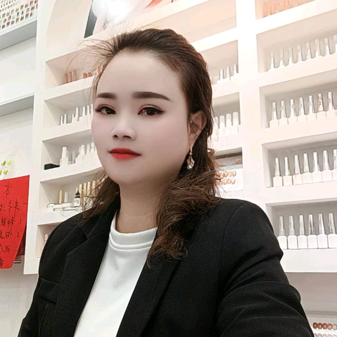 灰姑娘美甲店官方号（黄商地下广场店）