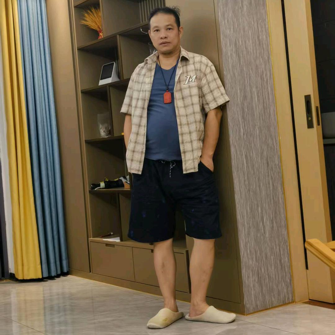 杨生（高定家具）