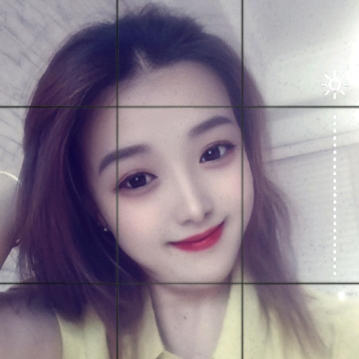 英子
