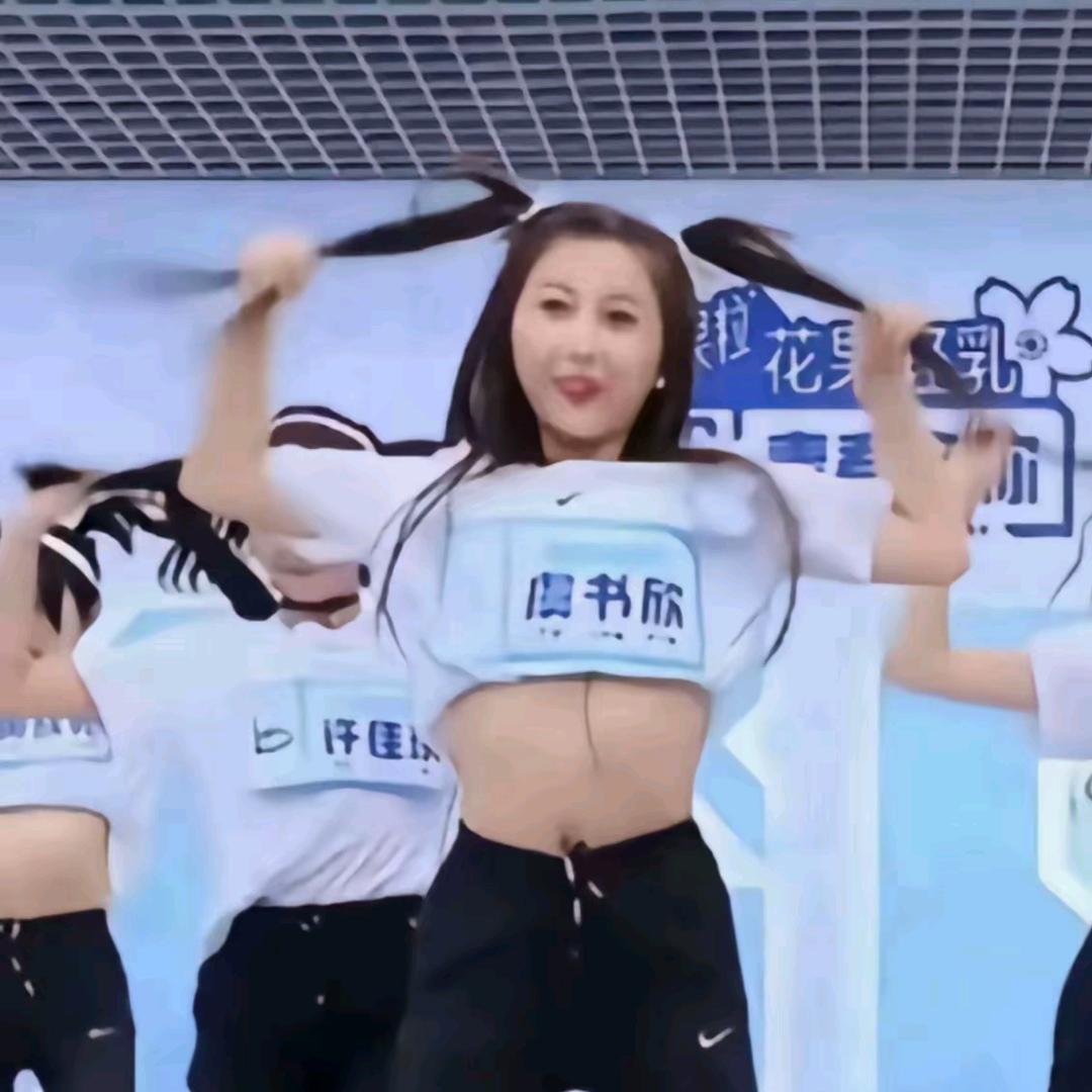 赖赖娱乐圈唯一小哪吒
