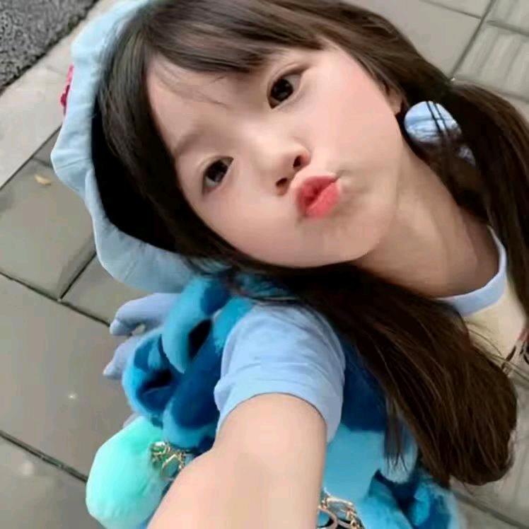 委屈的小鬼