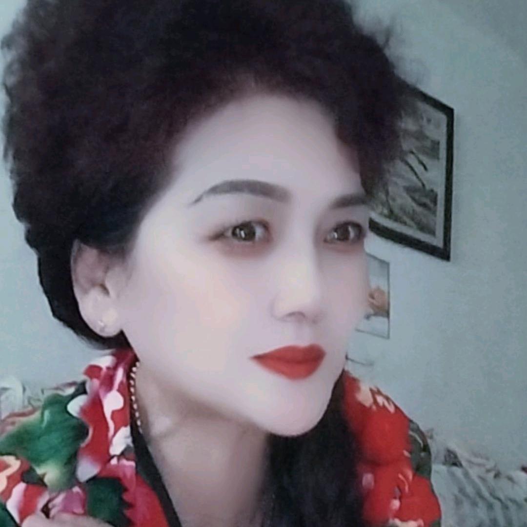 汤姐《两个孙子奶奶》💃