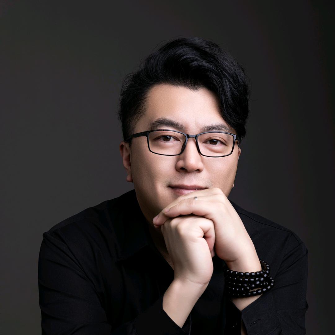 新泰中景三色装饰张楠