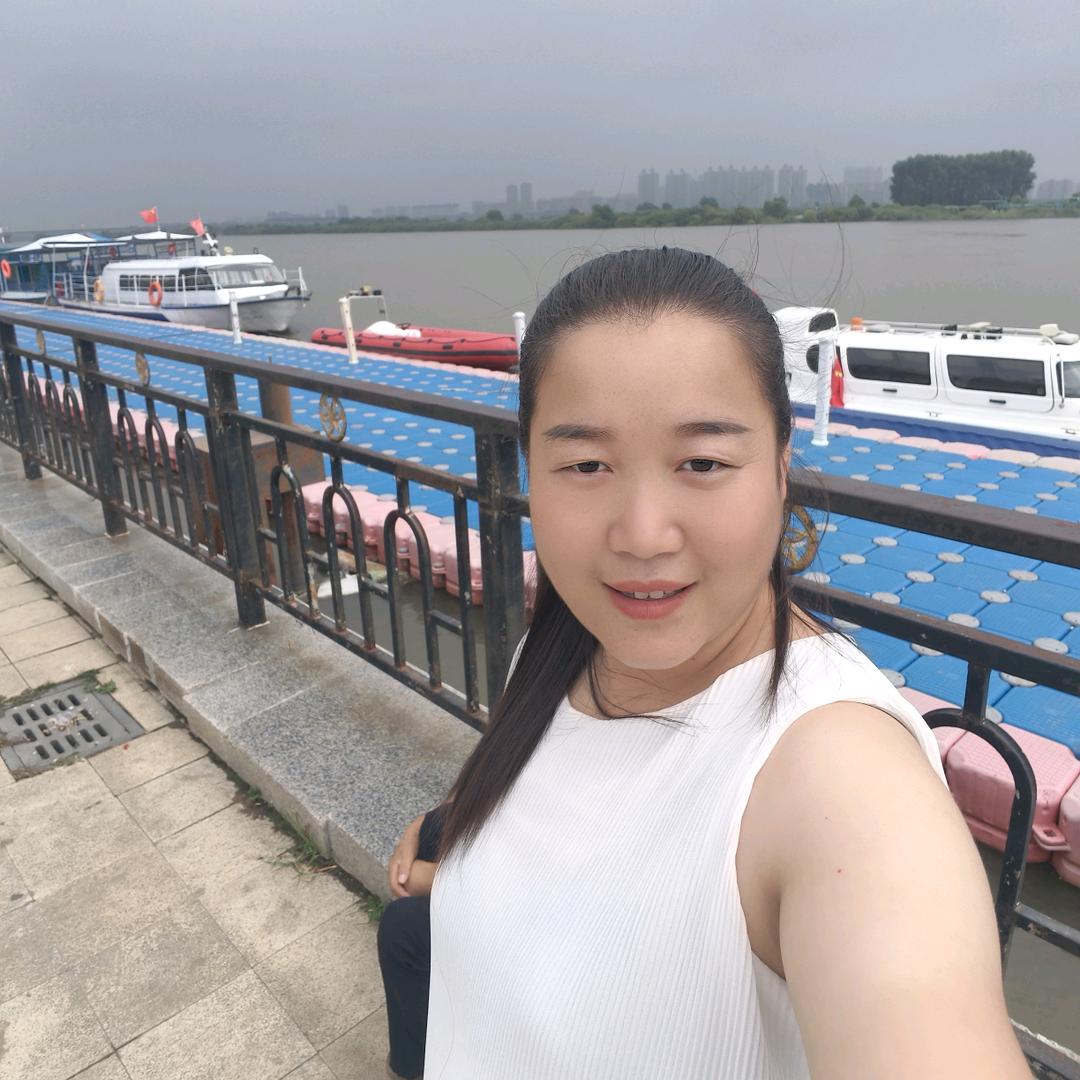小红渝老火锅江南店(丹丹)