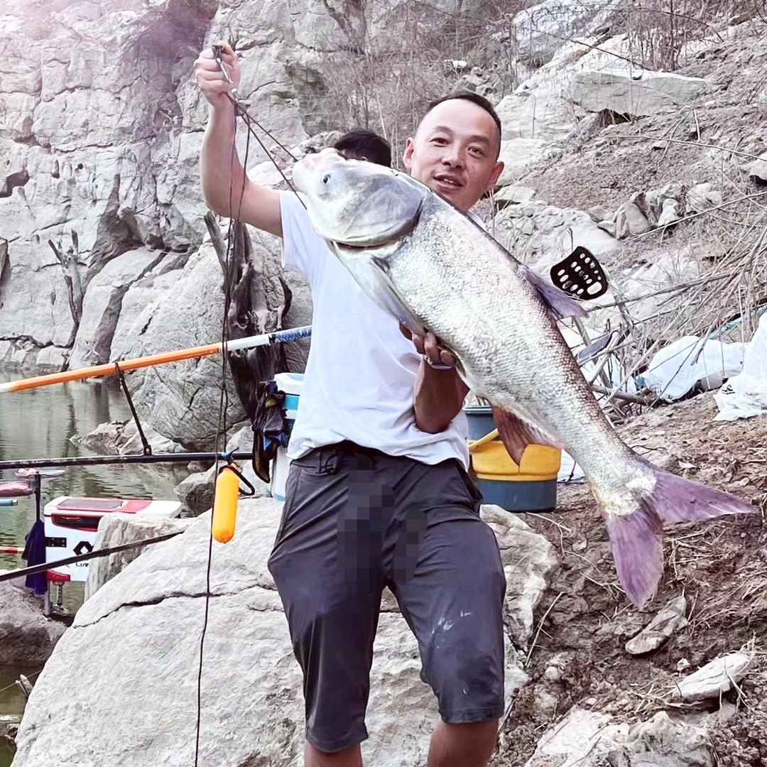 小余🐟爱钓鱼🐟