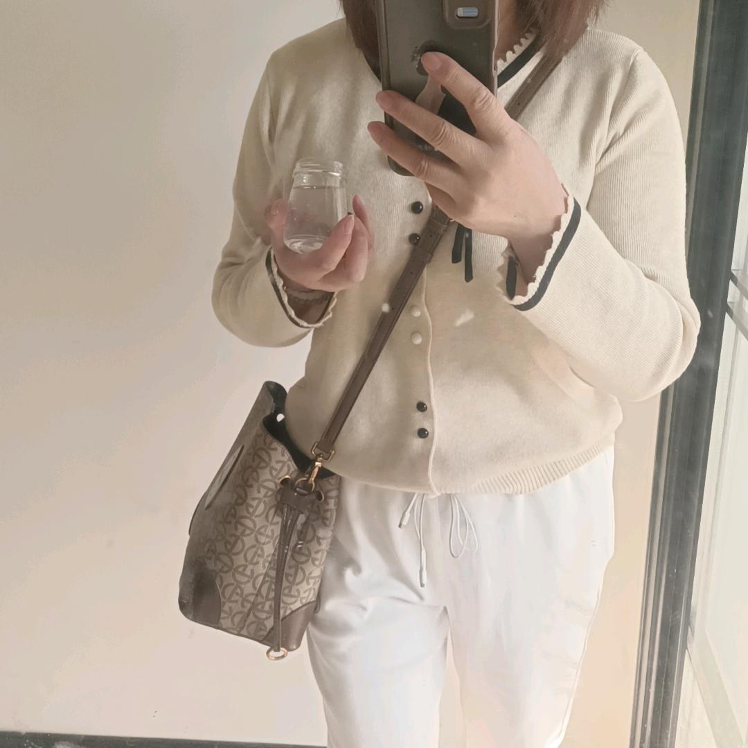 默