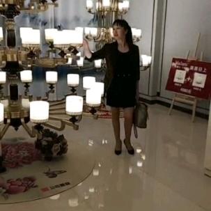 小付收废品拆窗