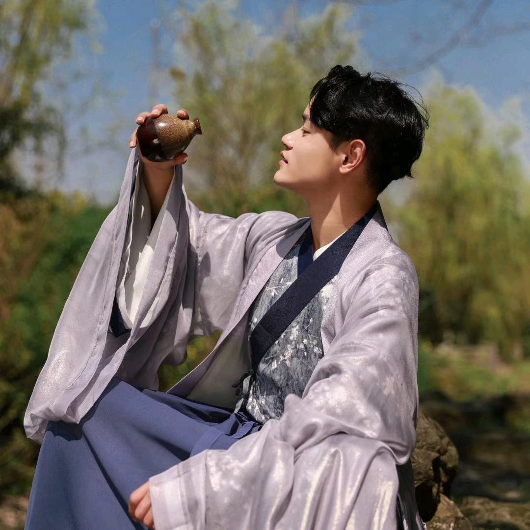 天岳幕阜山大雄