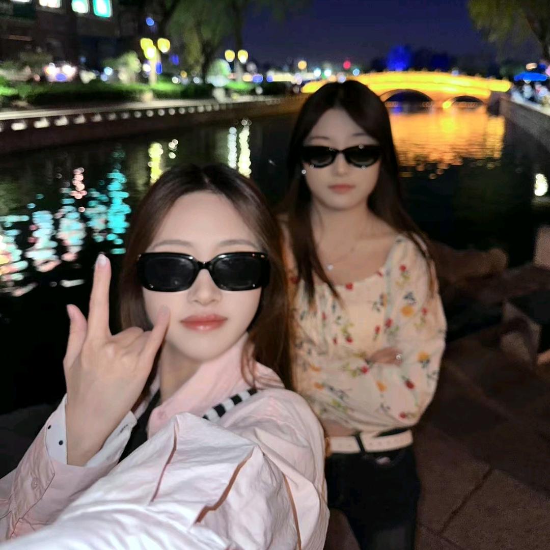 ～娇娇和菲菲～