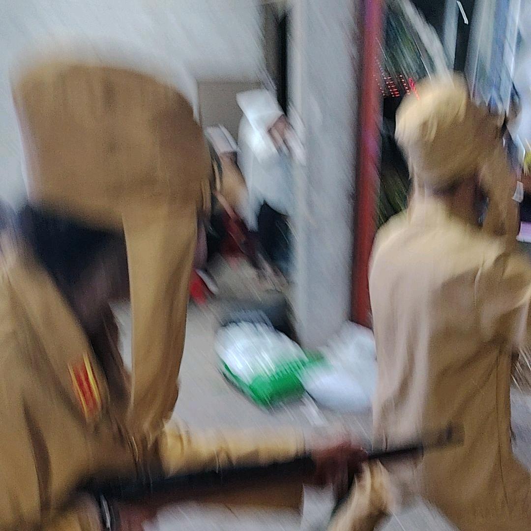 一穷二白