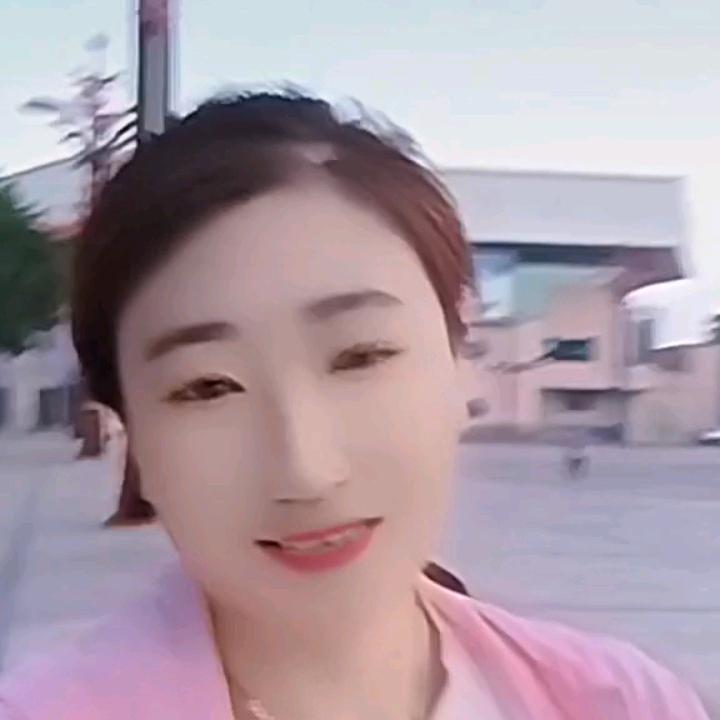 人心伤了只有痛