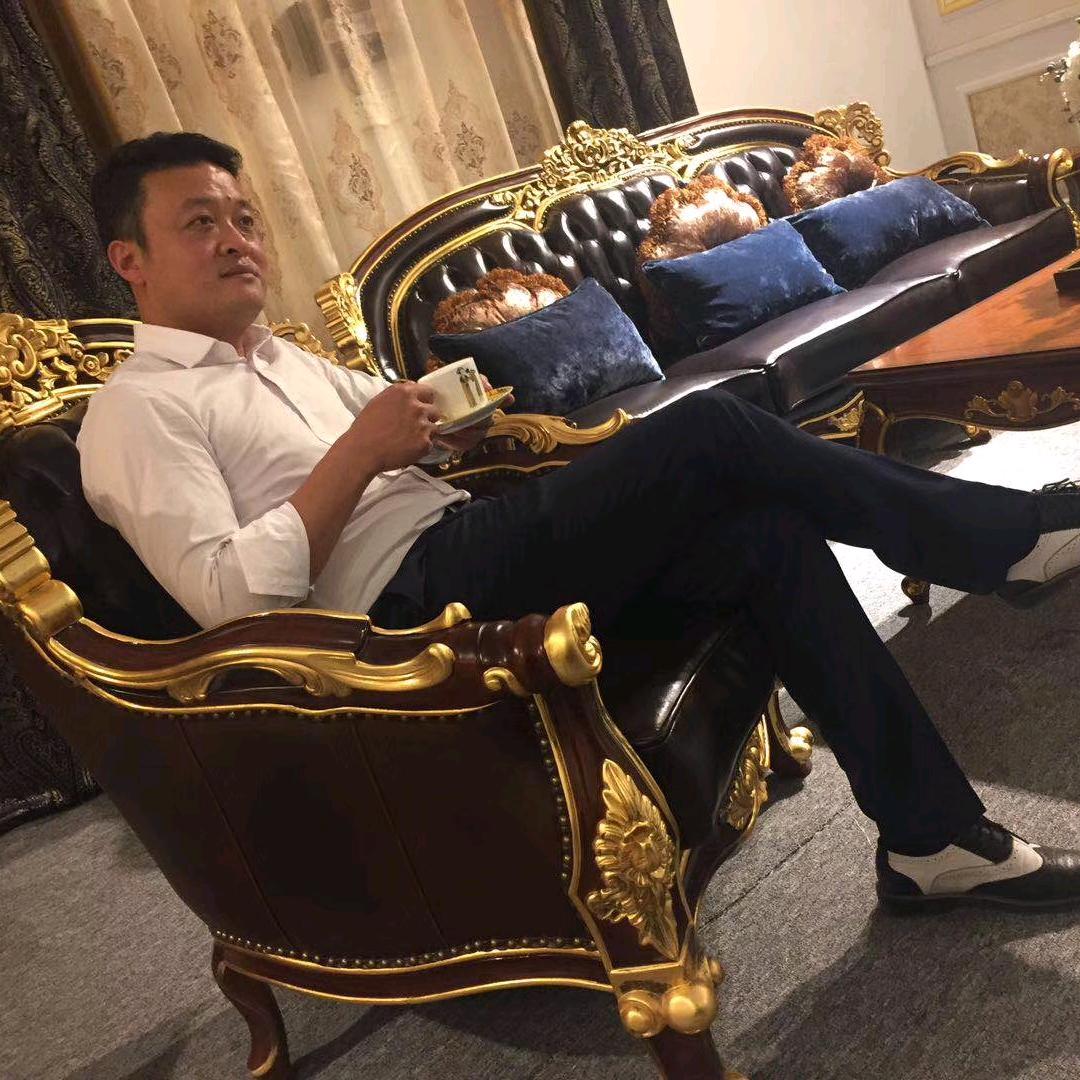 老王品牌男装工厂店