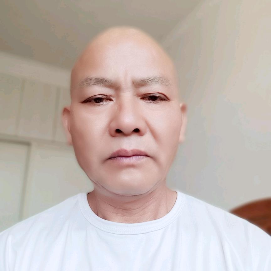 罗襄华