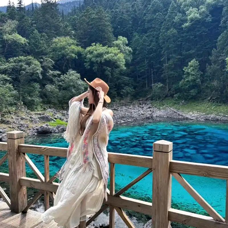 导游小沐（在四川）