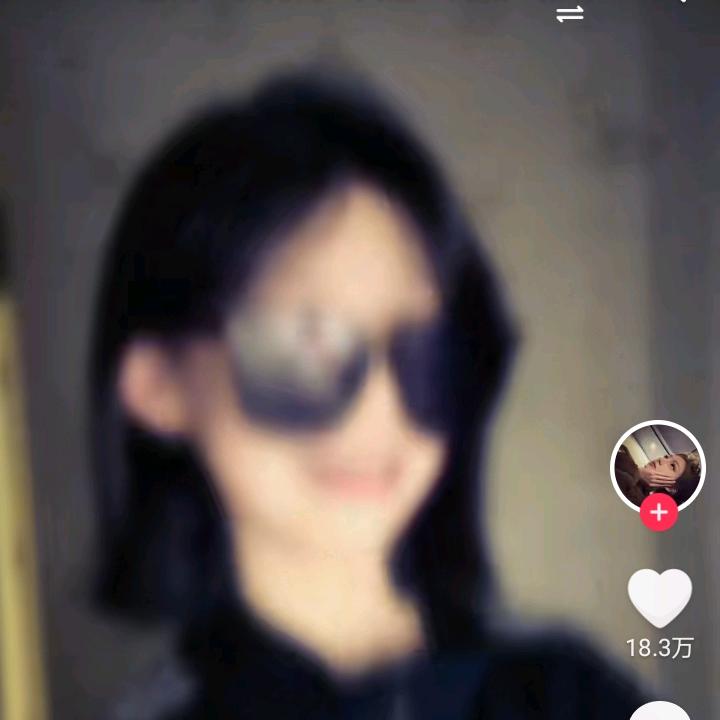 开心的小糖果