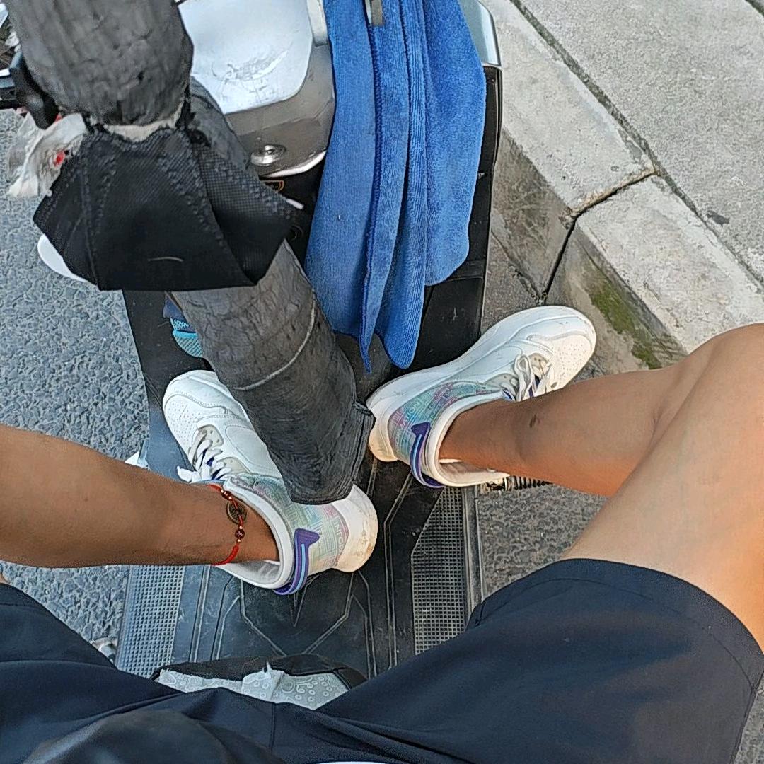 @外卖小哥