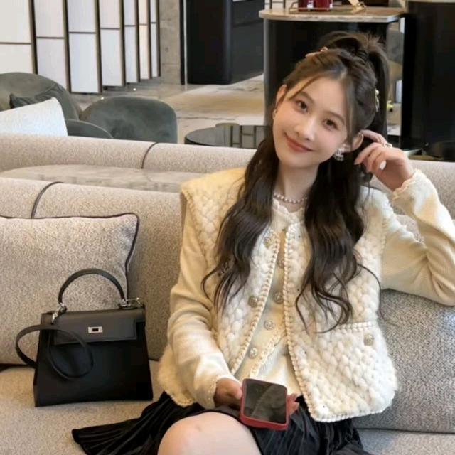 掌柜是小仙-每日穿搭