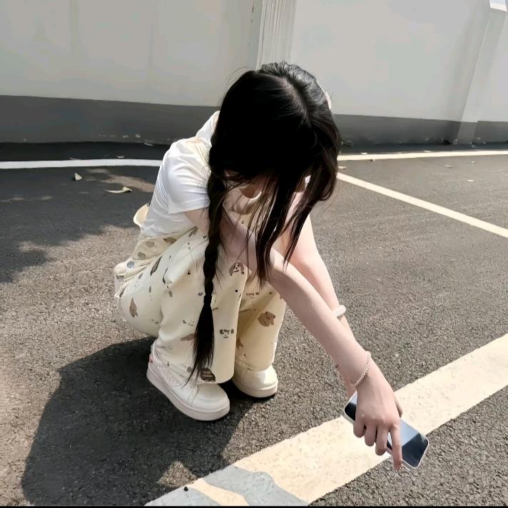 初音⁶¹⁰